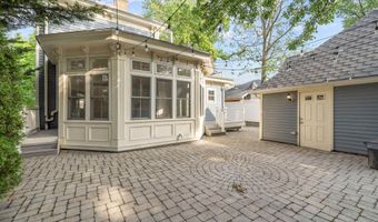 829 AVENUE C, Bayonne, NJ 07002