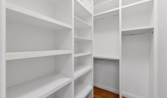 9919 LOGAN Dr, Potomac, MD 20854