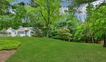 3 Hemion Way, Airmont, NY 10901