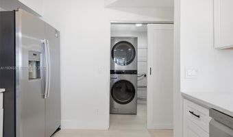 3255 NE 184th St 12210, Aventura, FL 33160