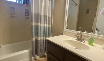 1250 Lawrence Trl, Alice, TX 78332