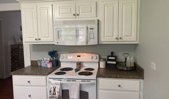 407 W Main St, Blue Mountain, MS 38610