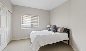 1290 N GRANADA Dr, Chandler, AZ 85226