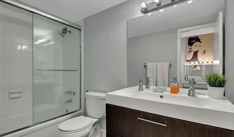 2780 NE 183rd St 201, Aventura, FL 33160