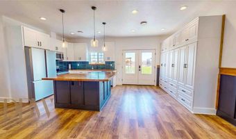 506 School Ave 1, Burlington, WY 82411