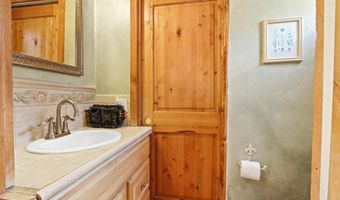 43630 Rainbow Ln, Angelus Oaks, CA 92305