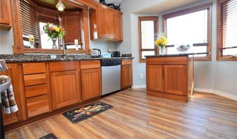 5634 142nd St W, Apple Valley, MN 55124