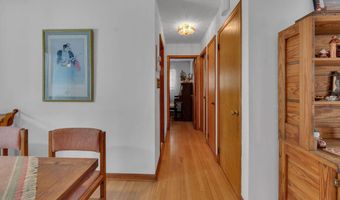 78 Nautilus St, Beachwood, NJ 08722