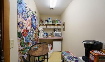 970 Hope St, Bristol, RI 02809