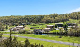417 MALLARD Dr, Basye, VA 22810