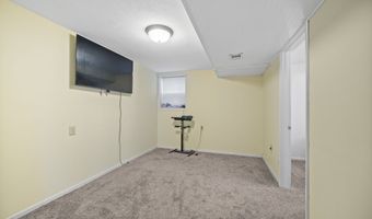 110 9th St SE, Altoona, IA 50009
