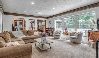 4004 N Thompkins Ave, Bethany, OK 73008
