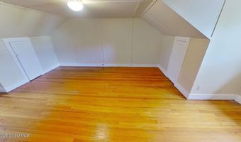 568 Park Ave Apt 2, Albany, NY 12208