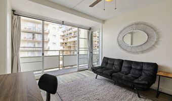 445 Kaiolu St 812, Honolulu, HI 96815