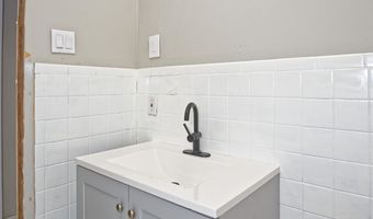 29 S Pine Ave, Albany, NY 12208