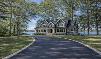 15 George W Finnerty Rd, Barrington, RI 02806