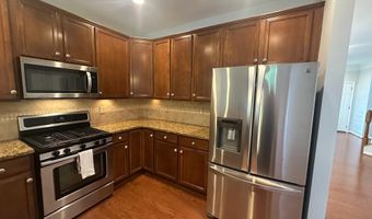 44322 MCHENRY Sq, Ashburn, VA 20147