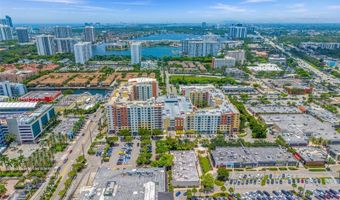 2775 NE 187th St 318, Aventura, FL 33180