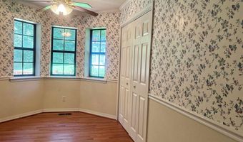 10 Edgewood Dr, Arkadelphia, AR 71923