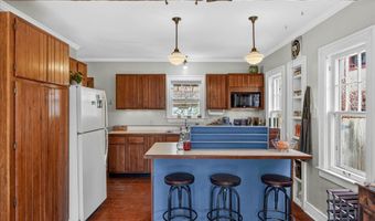 1732 Jackson Ave, Ann Arbor, MI 48103