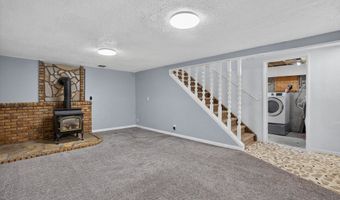 860 Teton Ave, American Falls, ID 83211
