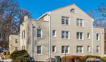 706 S ARLINGTON MILL Dr 18302, Arlington, VA 22204