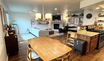 1899 Woodgate St, Austintown, OH 44515