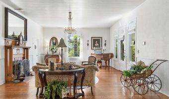 115 S Main St, Adairsville, GA 30103