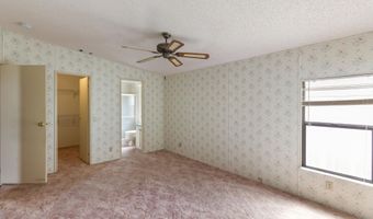 333 Loquat Dr, Barefoot Bay, FL 32976
