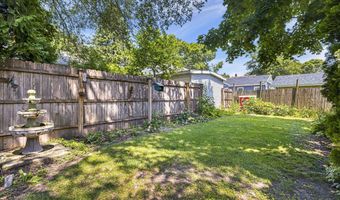 713 Dexter St, Madison, WI 53704