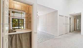 17 Dewberry Ln, Hilton Head Island, SC 29928
