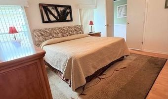 326 Waldorf Dr, Auburndale, FL 33823