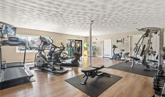 103 Edaville Ct 103, Warwick, RI 02886