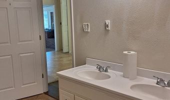 163 High Bluff Rd, Baxley, GA 31513