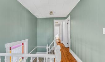 327 Essex St, Bangor, ME 04401