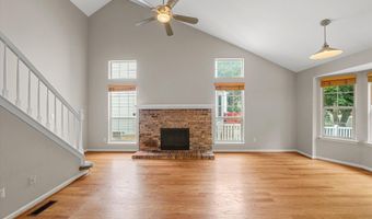 3077 Turnberry Ln, Ann Arbor, MI 48108