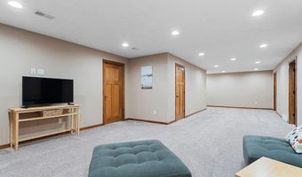 4732 N PROVIDENCE Ave 301, Appleton, WI 54913