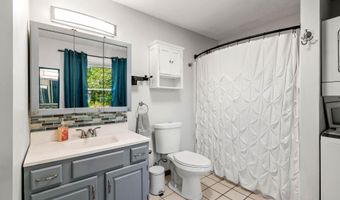 36 High St, Antrim, NH 03440