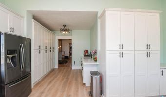 47138 293rd St, Beresford, SD 57004