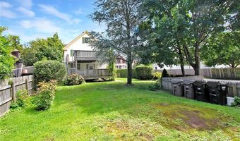 25 Annandale Rd, Newport, RI 02840