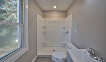 427 E Central Ave, Alpha, NJ 08865