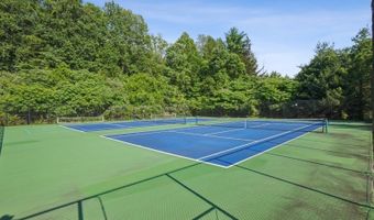 13 Birchwood Rd, Bedminster, NJ 07921