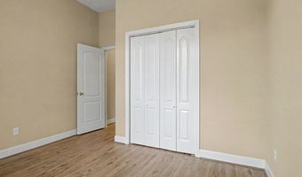 1911 Regalwood Dr, Albany, GA 31721
