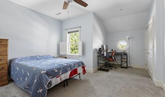50 Clemence St 50, Cranston, RI 02920