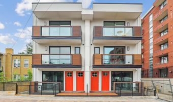 304 K St NE 2PH, Washington, DC 20002