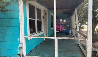 237 12th St, Apalachicola, FL 32320