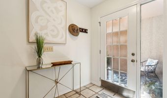 2058 BEACH Ave, Atlantic Beach, FL 32233