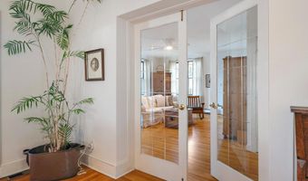 637 CHASE St, Annapolis, MD 21401