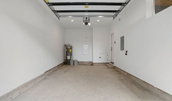 5069 SE KING Rd C, Milwaukie, OR 97222