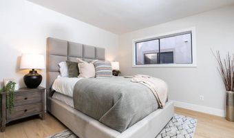 579 S Sierra Ave 17, Solana Beach, CA 92075